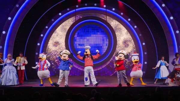 迪士尼探險號遊輪迪士尼表演