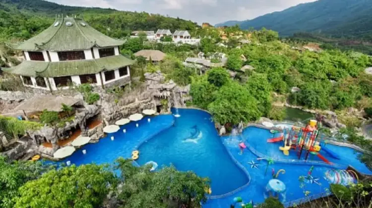 1.ヌイ・チャン・タイ・ホットスプリングパーク