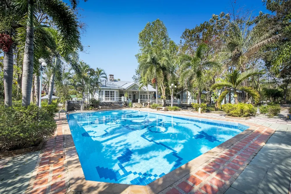 ไอวี่ คอทเทจ บาย คิวว์ โฮเทล - ที่พักสระบุรี  ติดน้ำตก