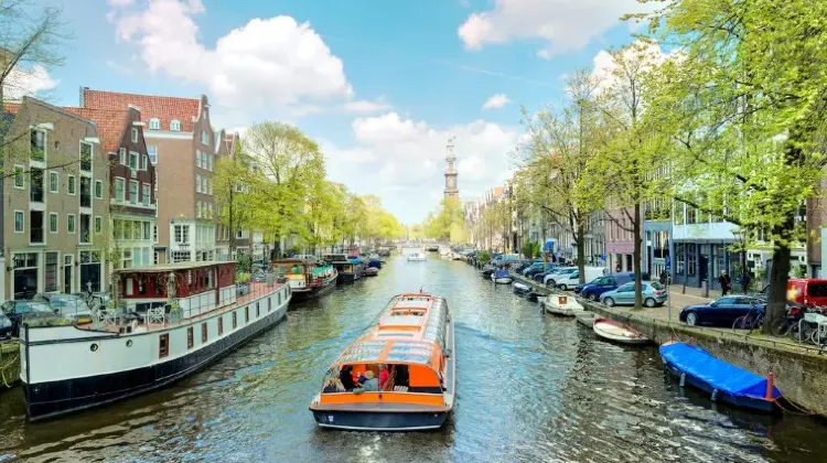 2025年オランダの祝日・連休は旅行に出掛けよう!