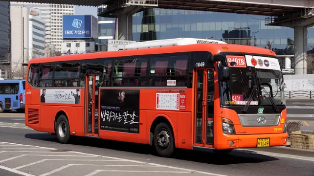 4.広域バス（赤色）