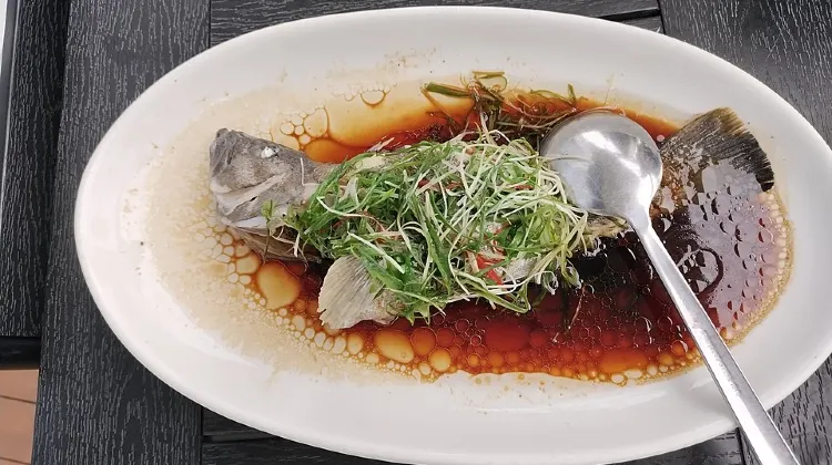 深圳で食べたい人気グルメ1.清蒸石斑