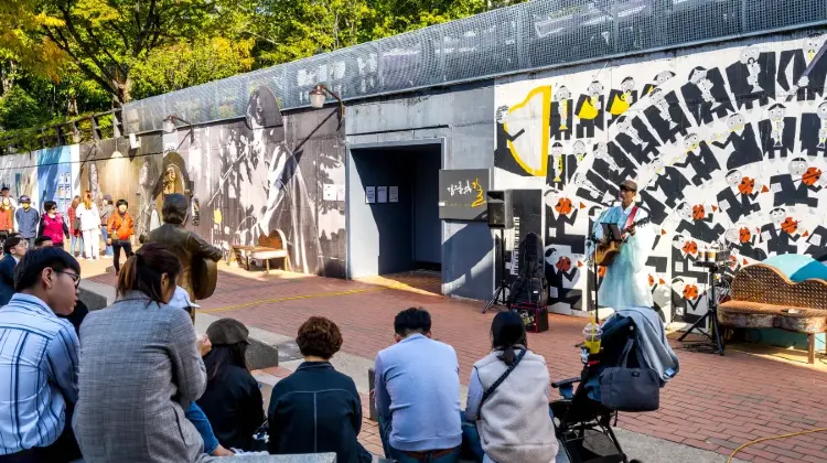 33.キム・グァンソク通り