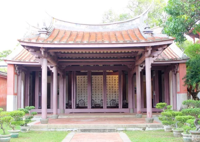 鬼門關景點孔廟