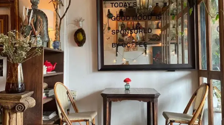 曼谷咖啡廳 #2 Floral Cafe at Napasorn