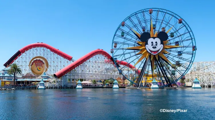 【新品】【アメリカ輸入品】インスタ映え　ディズニーのディズニーランド Happy 70th Birthday @disneyland 🏰🌈🎈 昨日買ったグッズたち