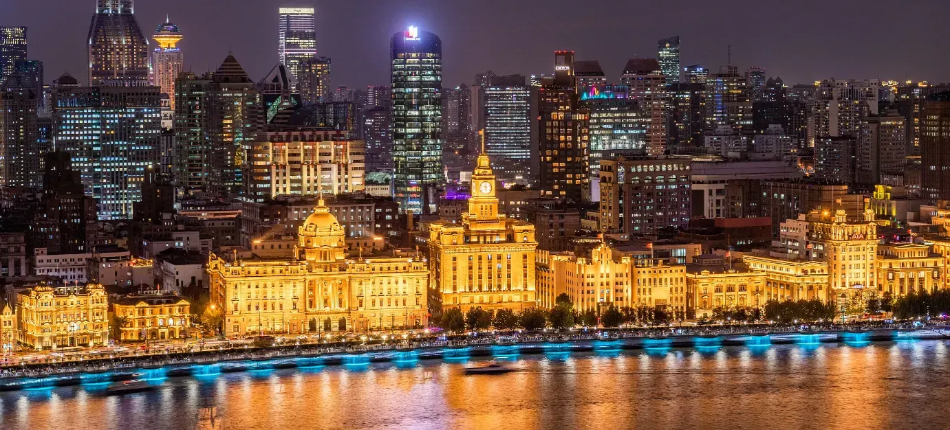 Top Attractions to Visit During Free Layover Tour