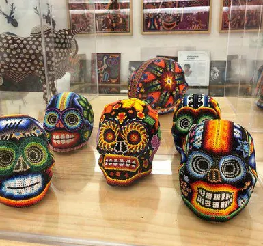 How much does it cost for souvenirs when traveling to Mexico