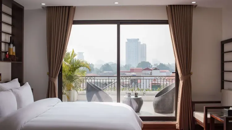 日本語OK：ブランディフジホテル