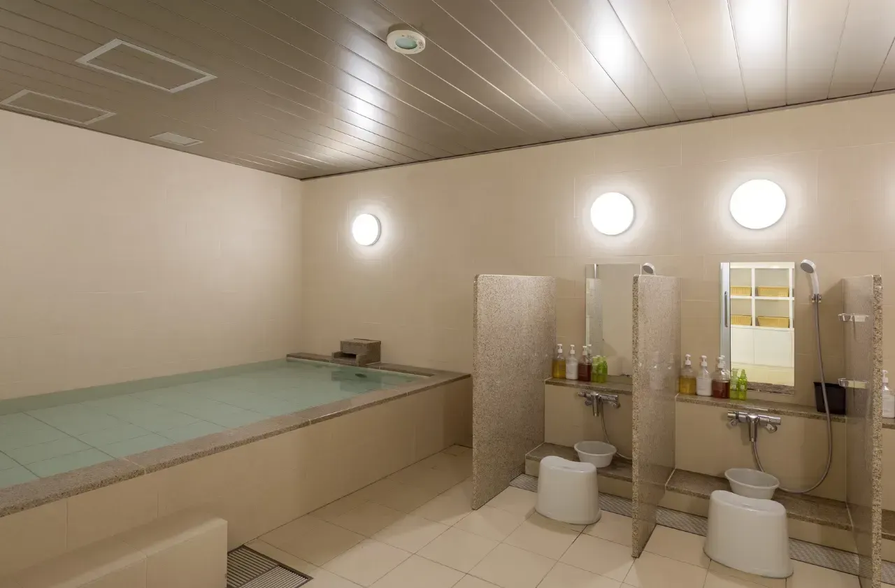 ファーストキャビン赤坂