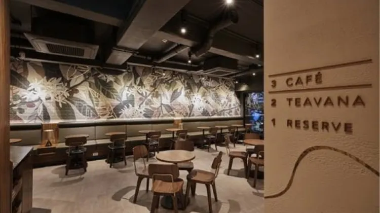 スターバックス梨大R店|韓国スターバックス1号店