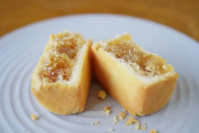 パイナップルケーキ