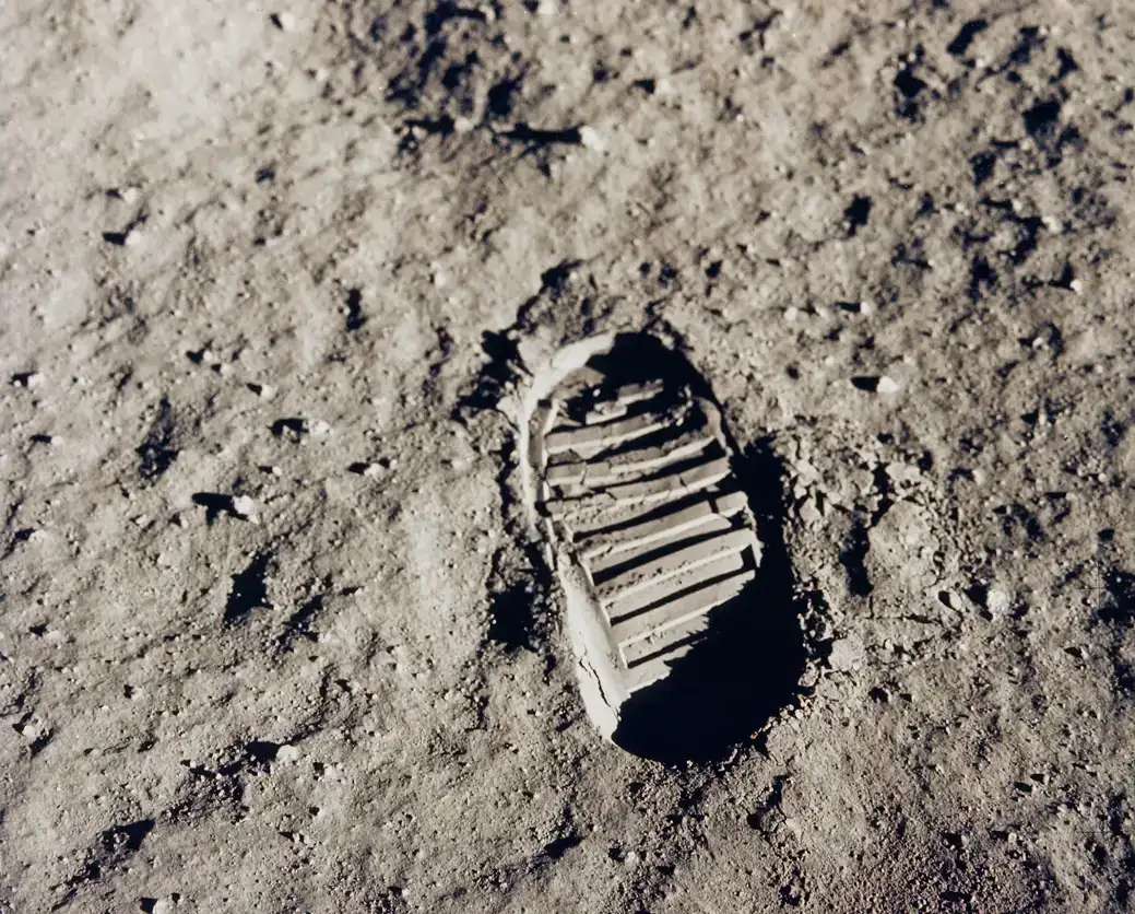 Put your footprint on a new frontier at Space Center Houston. Source: NASA / unsplash