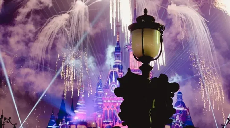Shanghai Disneyland Firework Timing