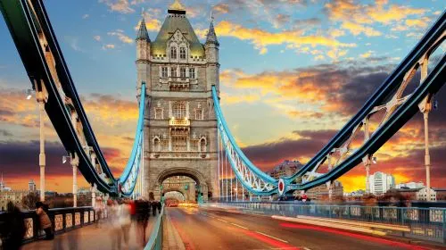 16-25 Railcard Discounted Price:Enjoy 1/3 off