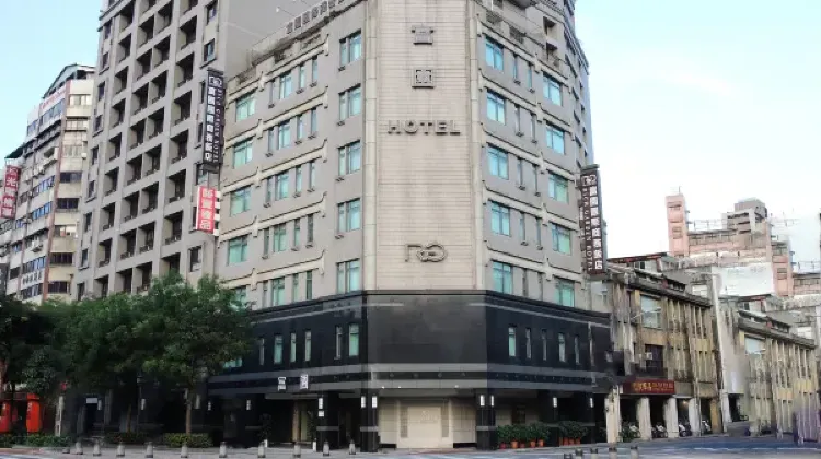 リッチガーデンホテル（利嘉賓館）