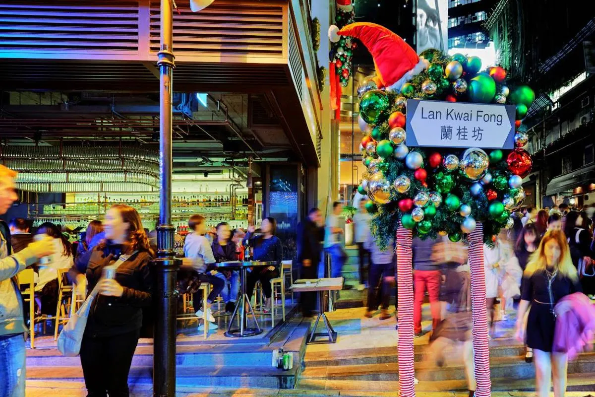 14.Tempat Wisata di HongKong-Lan Kwai Fong