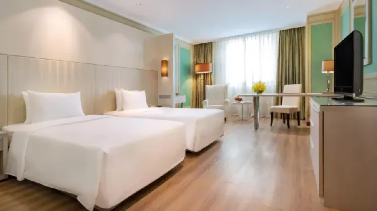 日本語OK：ウィンザープラザホテル