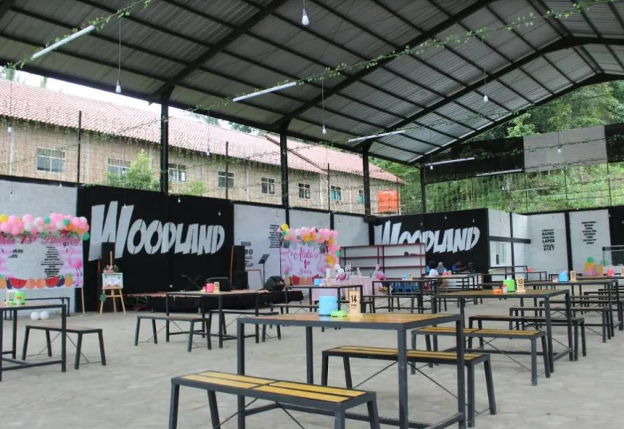 Wisata Kuningan - Woodland