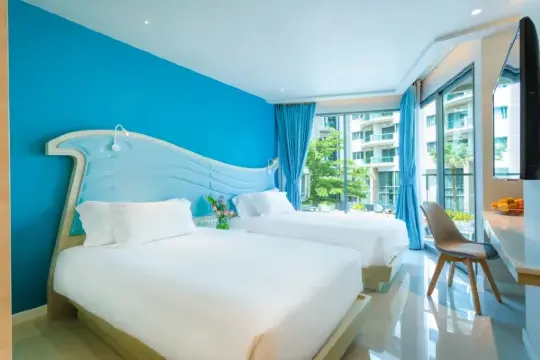 เซ็นทารา ซันไรซ่าเรสซิเดนซ์และสวีท ศรีราชา(Centara Sonrisa Residences & Suites Sriracha)