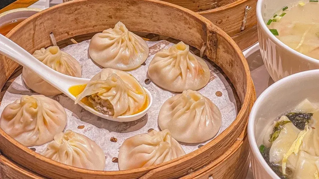 Where to Eat Near Yu Garden & Bazaar