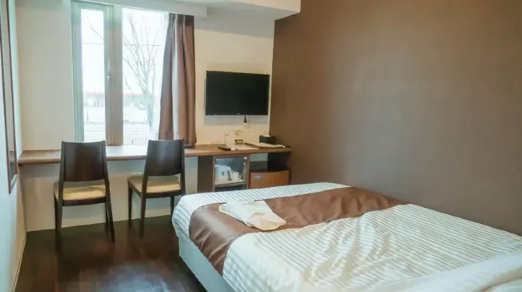 福岡空港から徒歩約8分・無料送迎あり｜ホテルグランビュー福岡空港