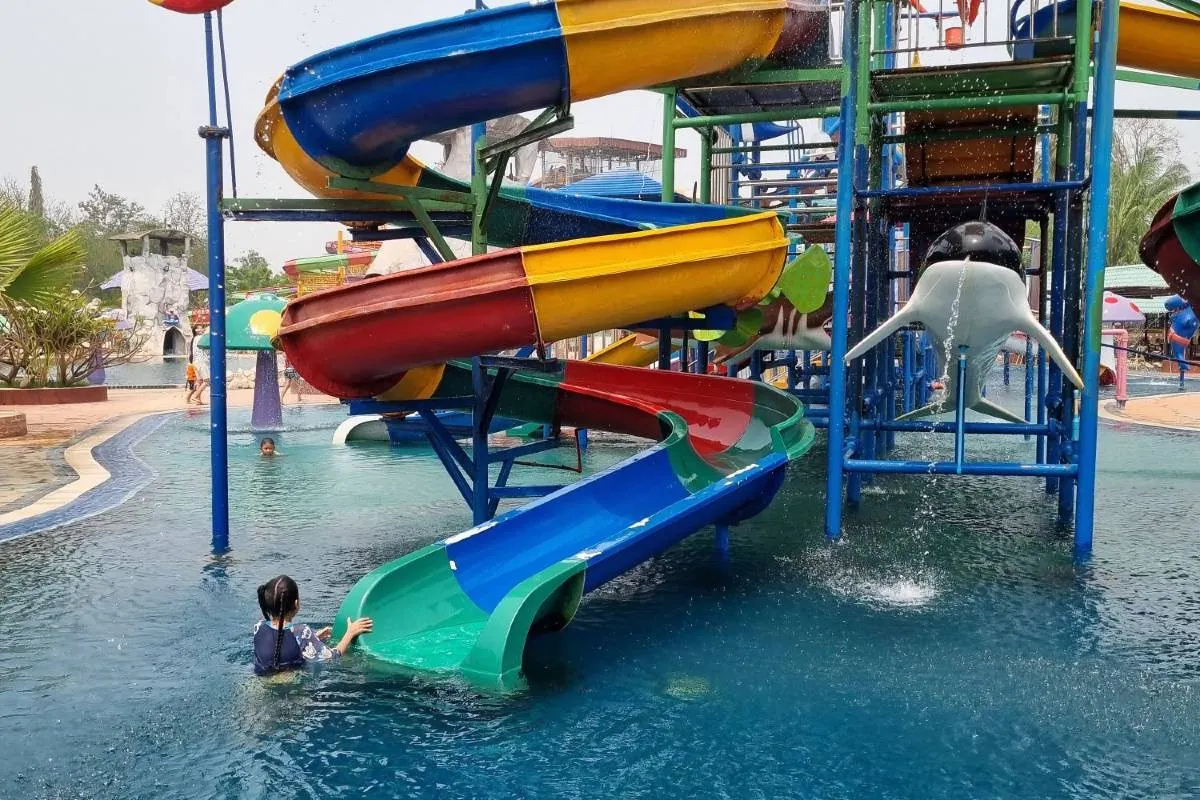 ที่เที่ยวพิษณุโลก#25 สวนน้ำ สแปลช ฟัน ปาร์ค พิษณุโลก