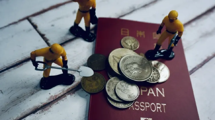 香港で現金が必要な場面