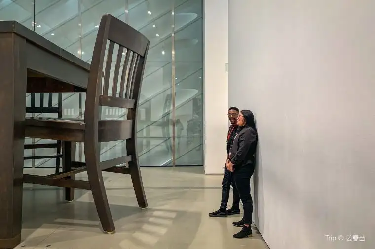 Things to Do in Los Angeles- Expand Your Mind at the Broad