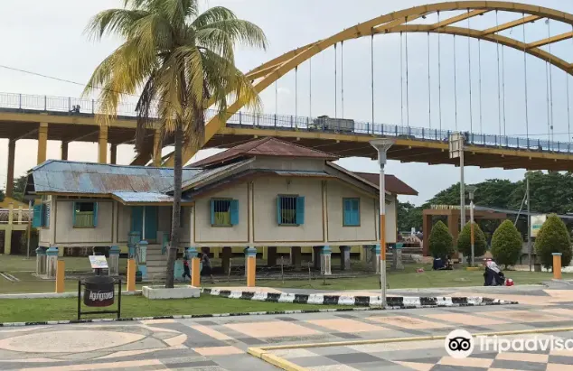 Tempat Wisata di Pekanbaru - Rumah Singgah Sultan