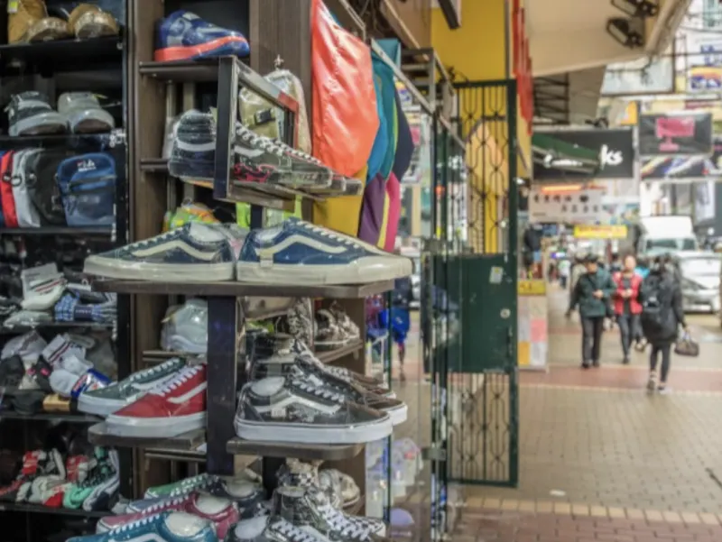 香港旅遊景點 – 波鞋街