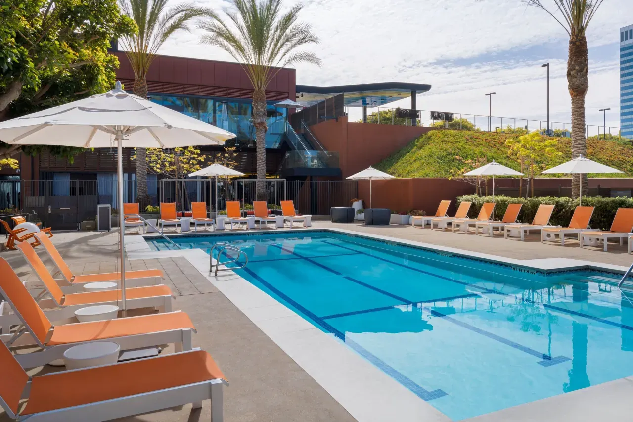 Outdoor pool - Hotels near LAX with Shuttle