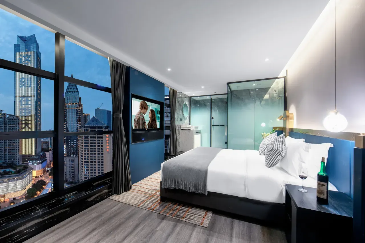 The Move River View Hotel (Chongqing Jiefangbei Hongyadong)