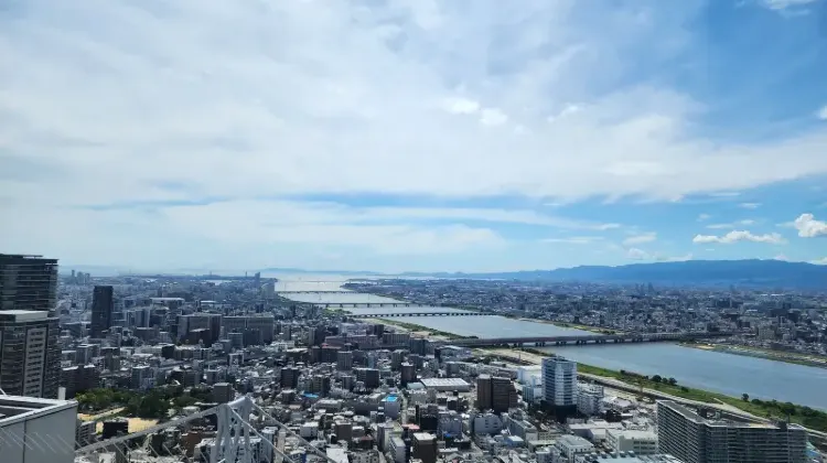 1.無料の空中庭園展望台