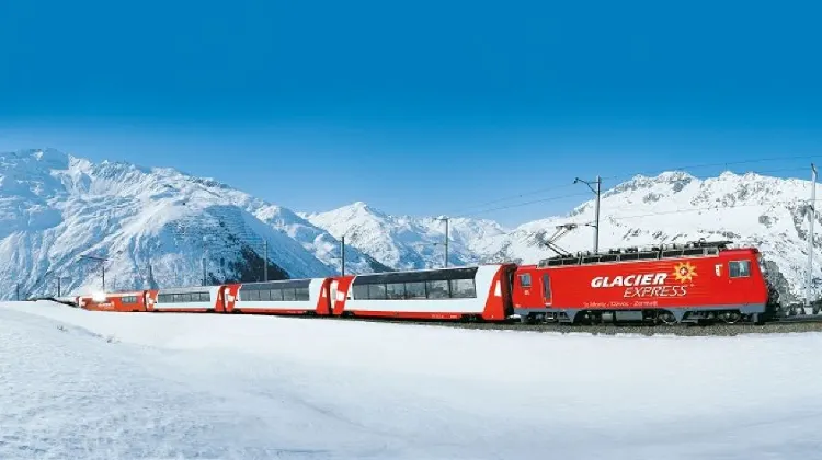 Top 5 Scenic Train Rides in Switzerland (with Route Map)
