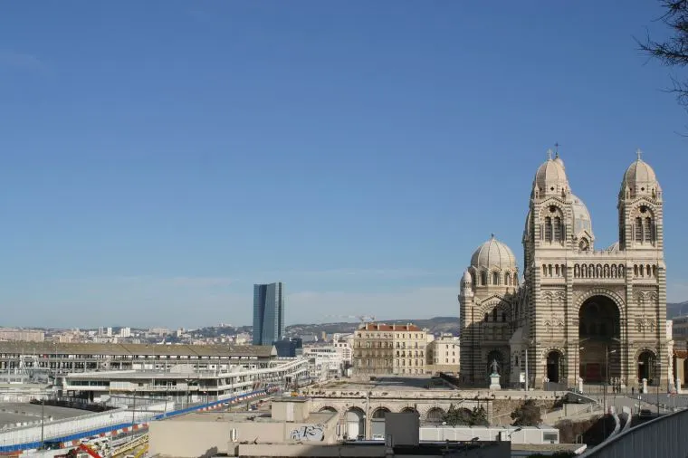 フランス・マルセイユの1月の気温や最適な服装