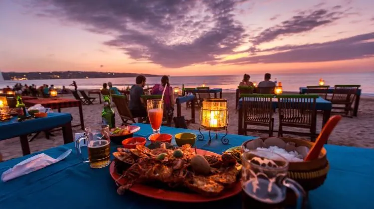 ジンバラン・ビーチ