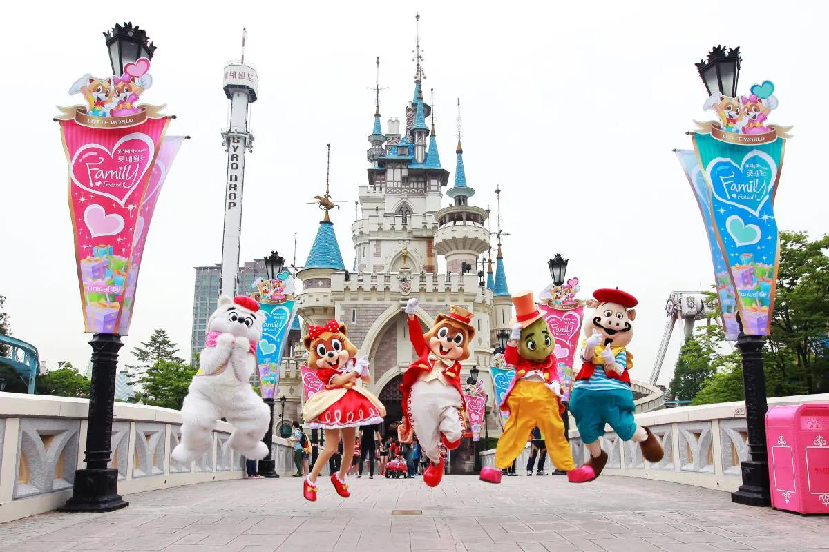 Harga Tiket Lotte World di Trip.com