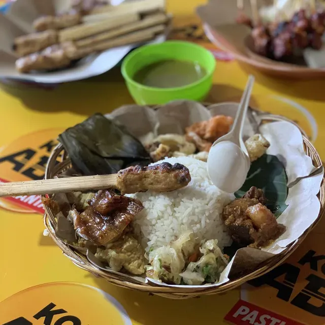 4. Makanan Khas Bali-Sate Lilit ★★★★★
