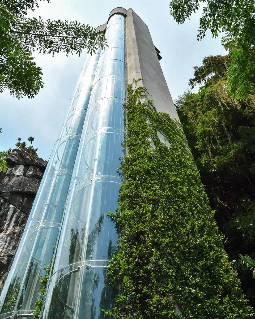 ภูเขาหินอ่อน (Marble Mountains)