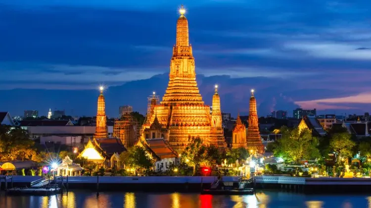 タイでは必要最低限の現金だけでOK