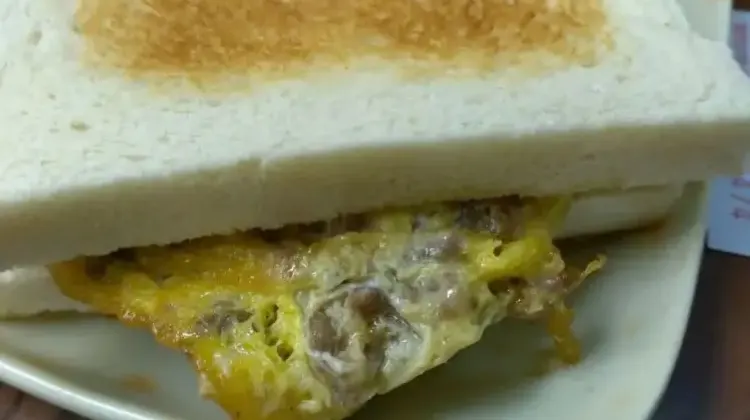 新香園的蛋牛治一定要烘底才好食。