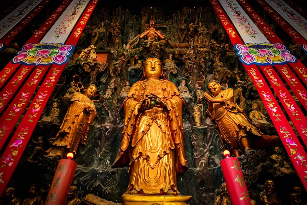 วัดพระหยก (Jade Buddha Temple)