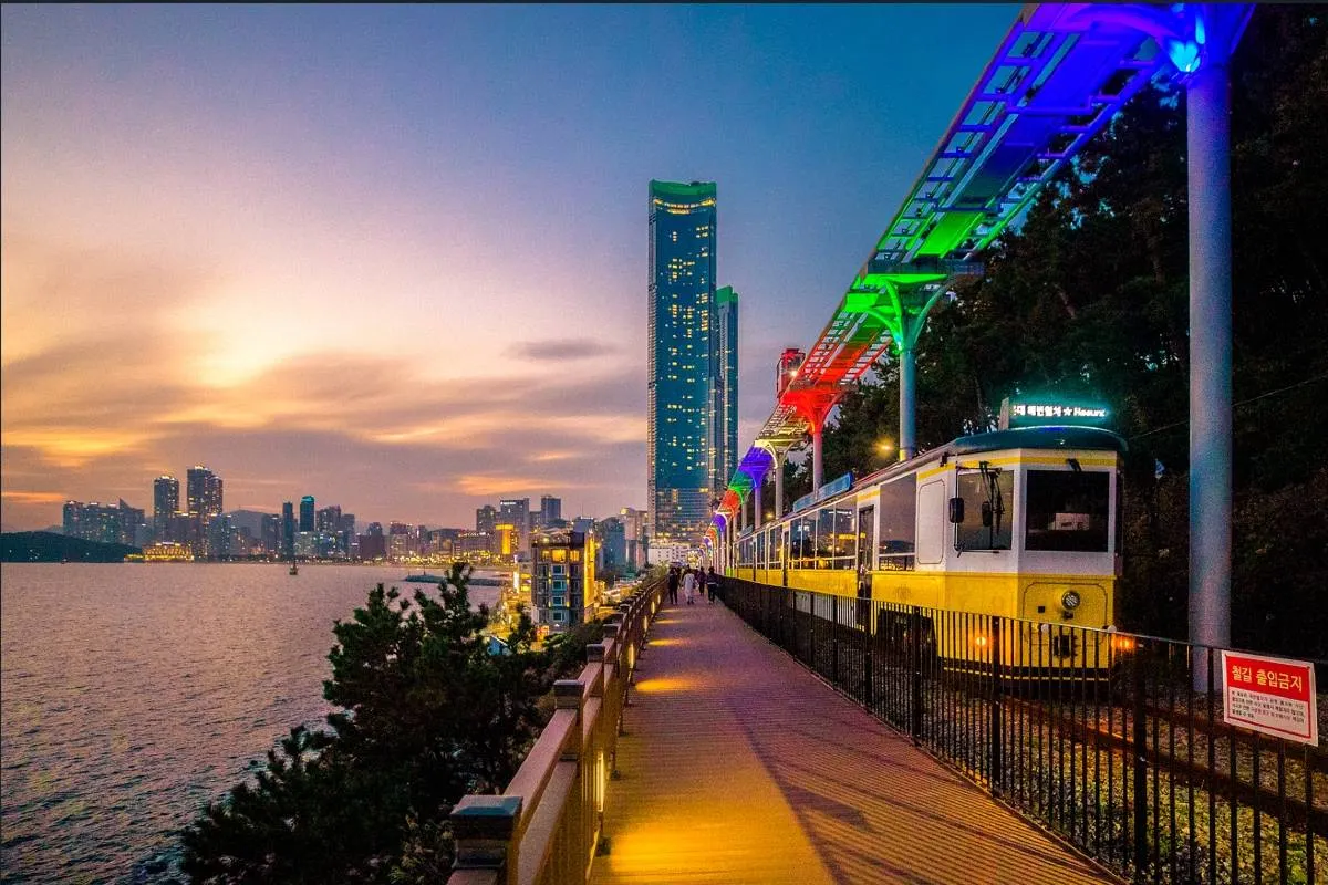 Haeundae Blueline Park