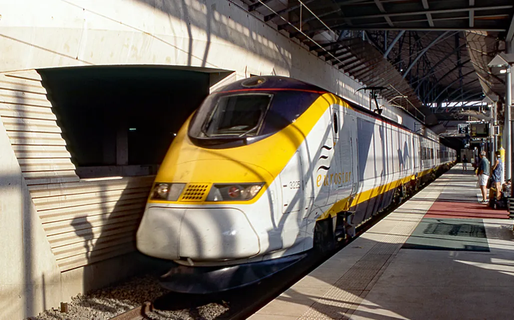 London to Edinburgh Train Timetable & Fare