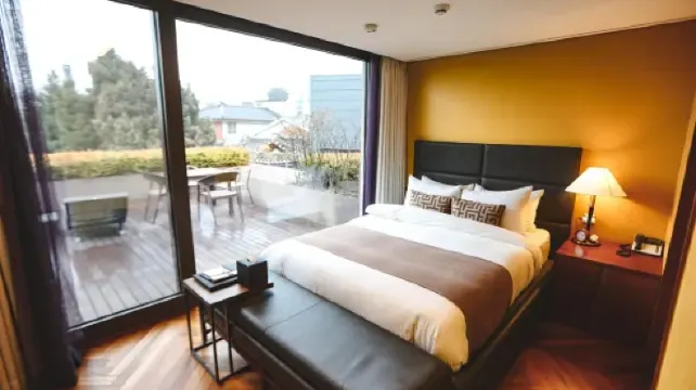 ボナム1957 ハノック アンド ブティック　Bonum