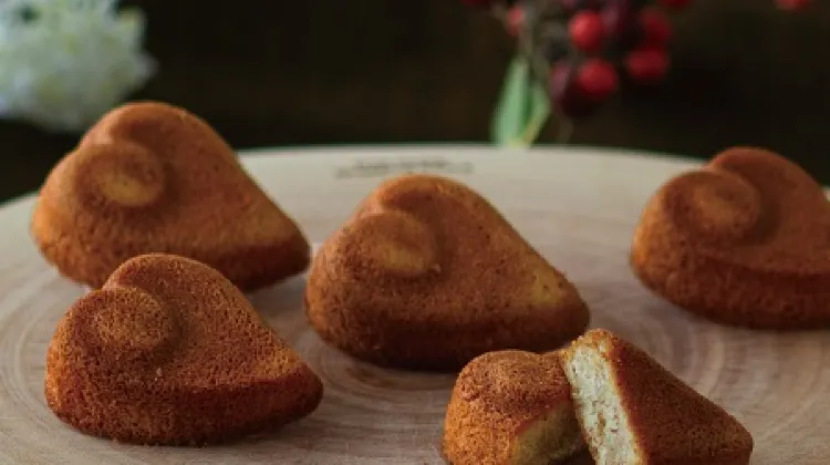 八重雲晴れてフィナンシェ