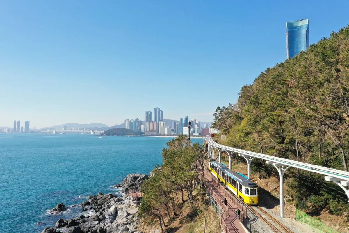 Easy to travel from Seoul to Busan