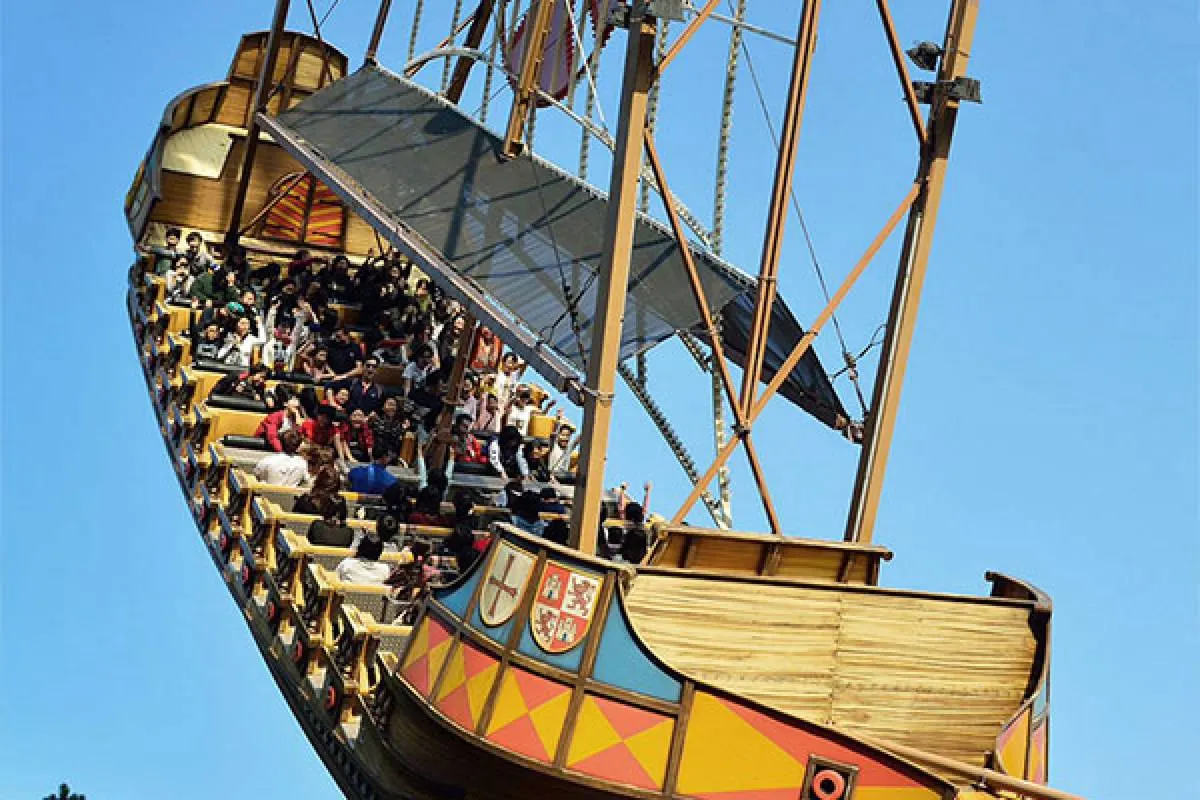 Things to do at Everland: Enjoy thrilling rides