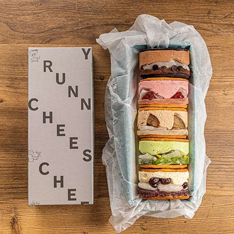 RUNNY CHEESE「羽二重バターチーズサンド」